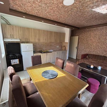 Dp Lux Apartman Obrenovac Bagian luar foto